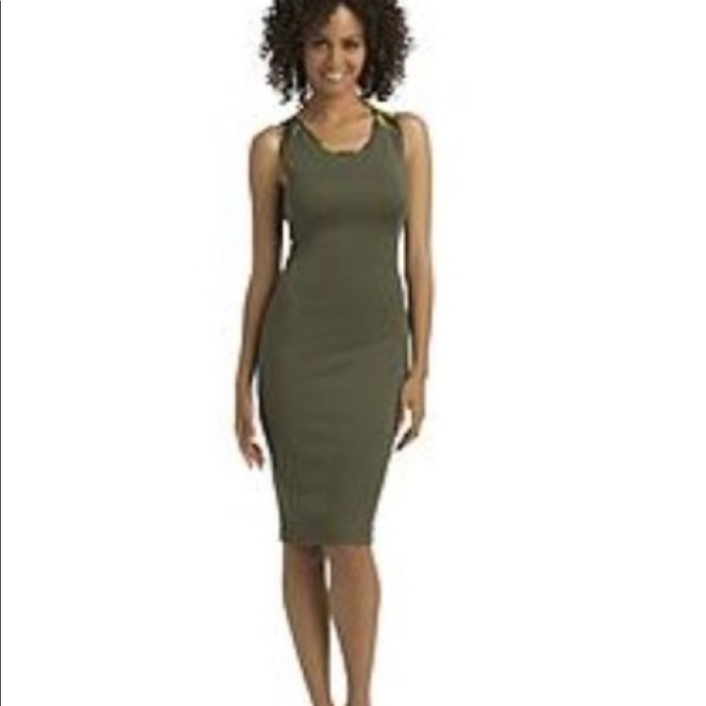 🆑FINAL PRICE‼️ Kardashian Kollection army green dress with camo pattern - Picture 1 of 4